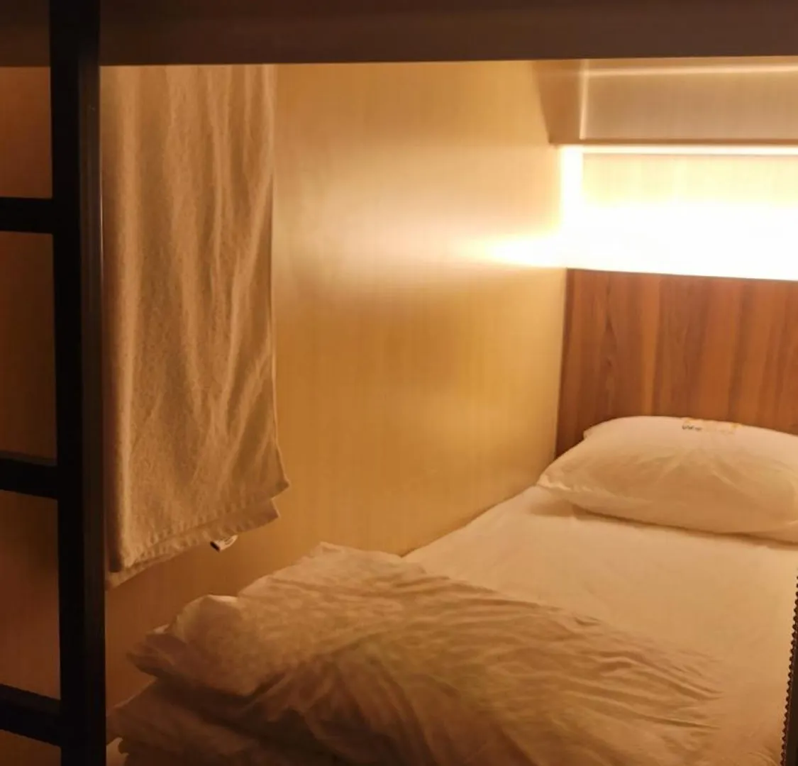 カプセルホテル Westay Capsule Hostel ドバイ